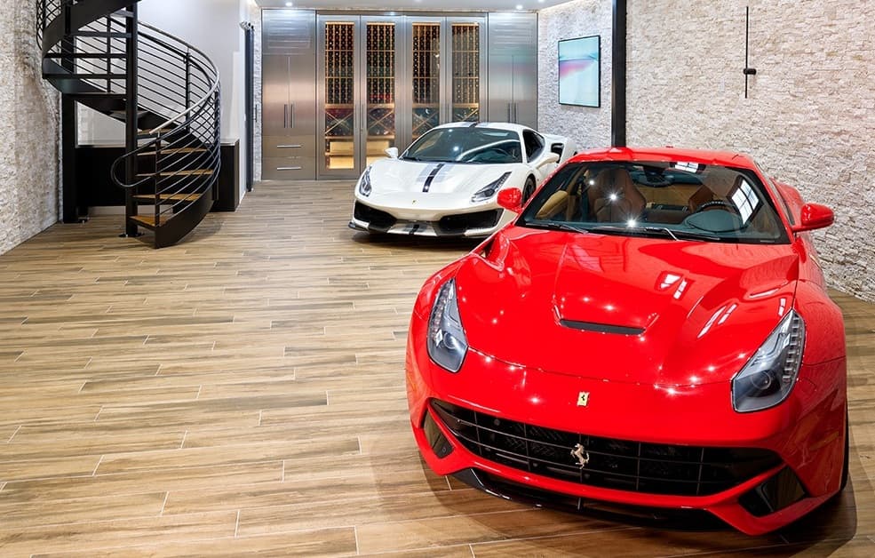 The-Hangar-Inside-Garage (1)